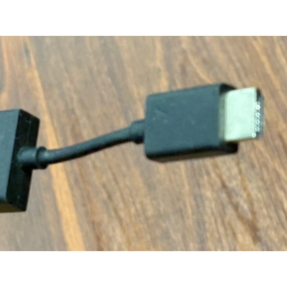 Amazon Fire TV Light Stick S3L46N  2nd Generation + HDMI Adapter - No Remote - Picture 8 of 9